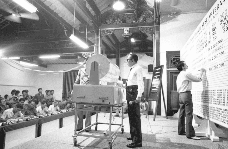 sejarah togel online