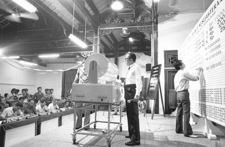 sejarah togel online